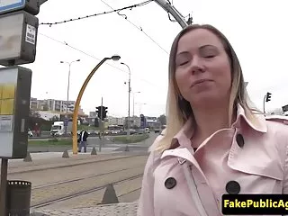 Avant que les européens milf sperme dans la bouche de faux hub
