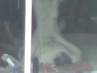 Papa et maman porno watch voyeur fenêtre de sexe de couple