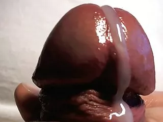 Grosse tête de bite très gros coup de foutre extrême extrême gros
