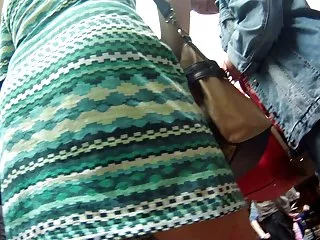 Baise Hard-regarder en ligne sous sa jupe 1 esclave lécher maîtresse porno