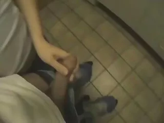 Sympatique aime les grands pays d'europe membres. la jeune fille sans problème prend dans sa bouche et suce soigné membre d'un riche touriste de l'allemagne. la belle apprécie chaque instant, quand rose sur la tête et pense la somme que lui donnera l'amour épais gras burger.